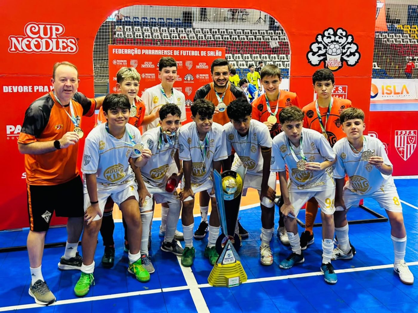 Jornal Ilustrado - Noroeste/Futsal Camisa 10 conquista título invicto do Paranaense Sub-13