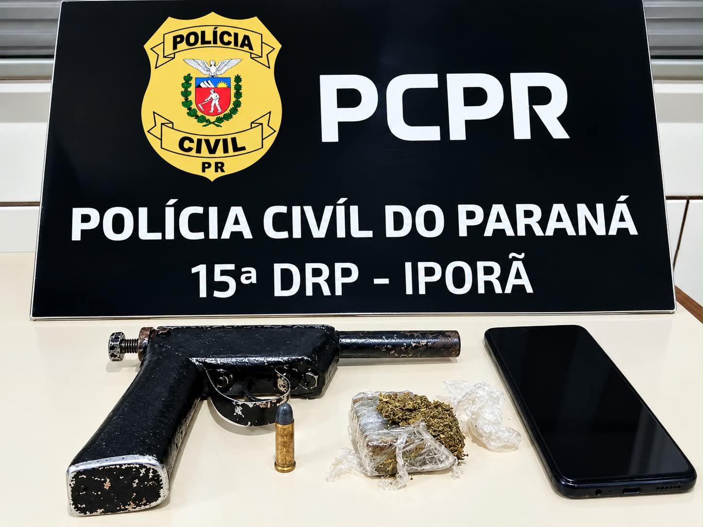 Jornal Ilustrado - O grande jornal do Noroeste do Paraná Jornal Ilustrado - Homem é preso por suspeita de tráfico de drogas e extorsão em Iporã