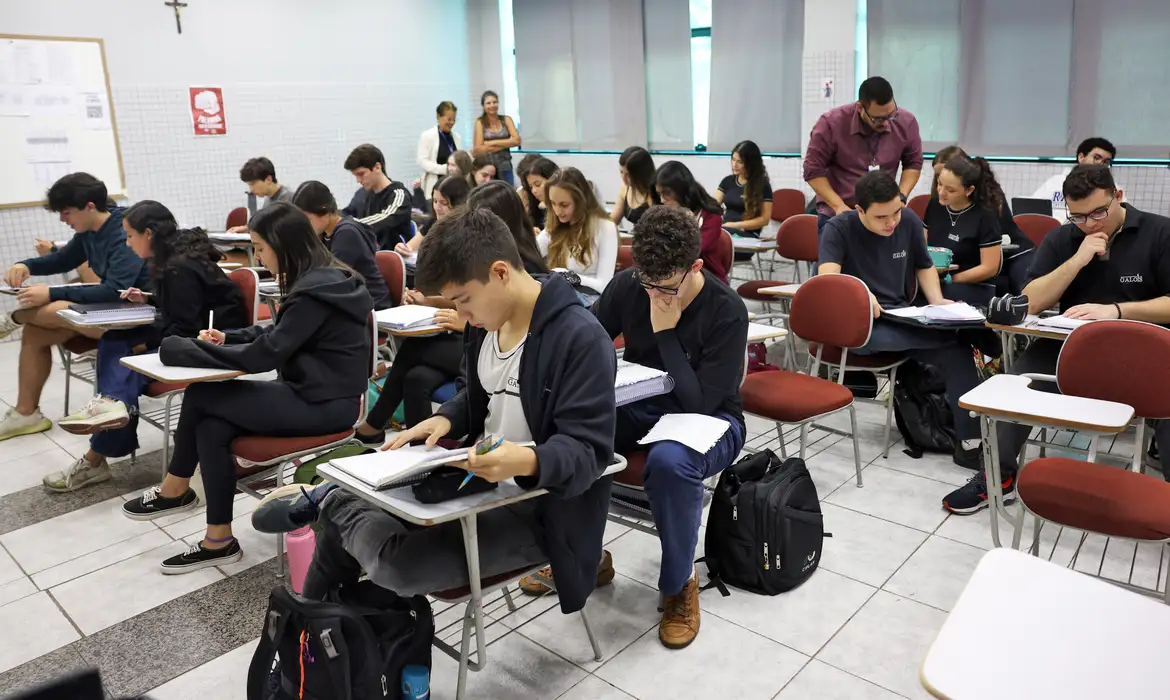 Jornal Ilustrado - Fies 2: inscrições gratuitas para vagas remanescentes estão abertas