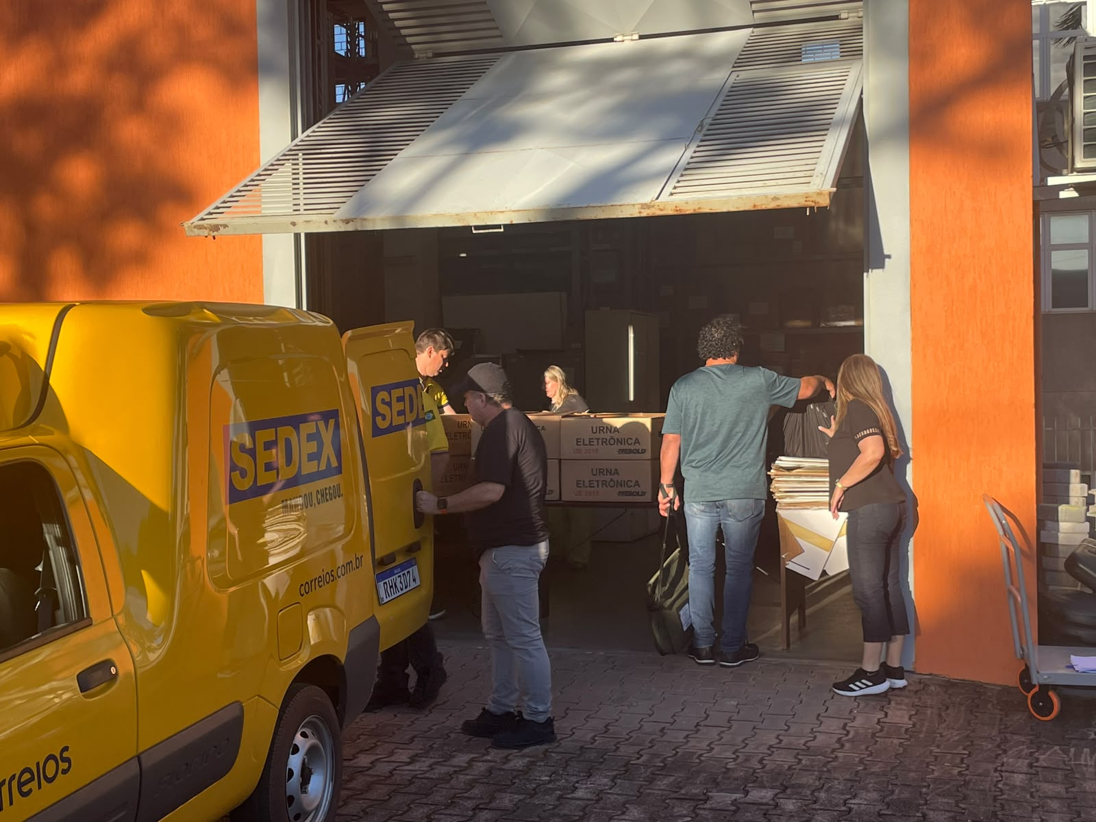 Mesmo com queda em abstenções, mais de 15 mil eleitores não foram votar em Umuarama