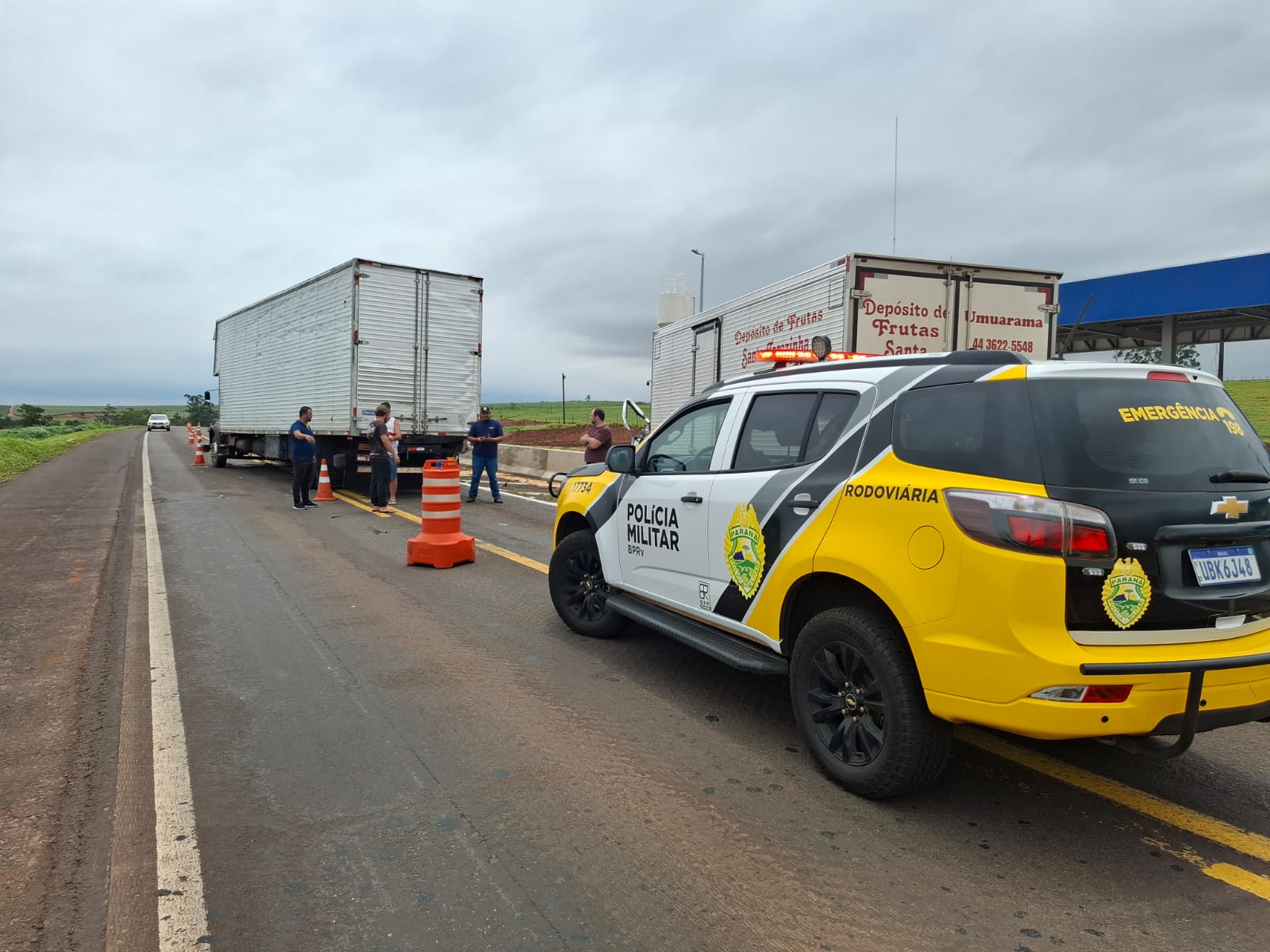 Engavetamento envolve seis veículos na PR-323 em Tapejara