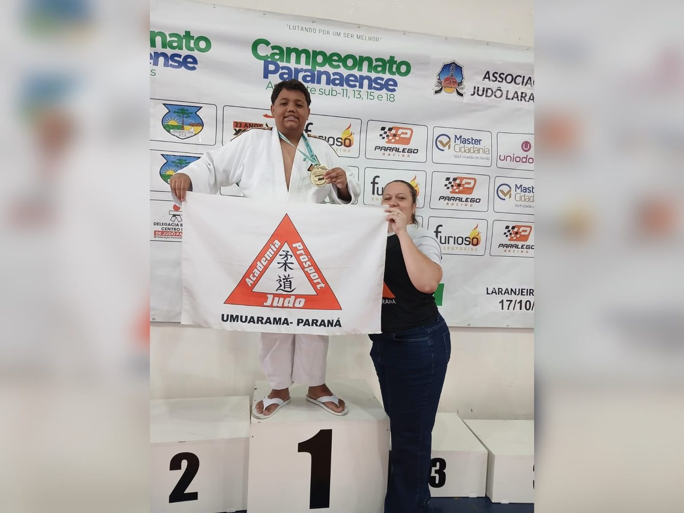 Jornal Ilustrado - Atleta de Umuarama é bicampeão paranaense de judô e precisa de ajuda para seguir competindo