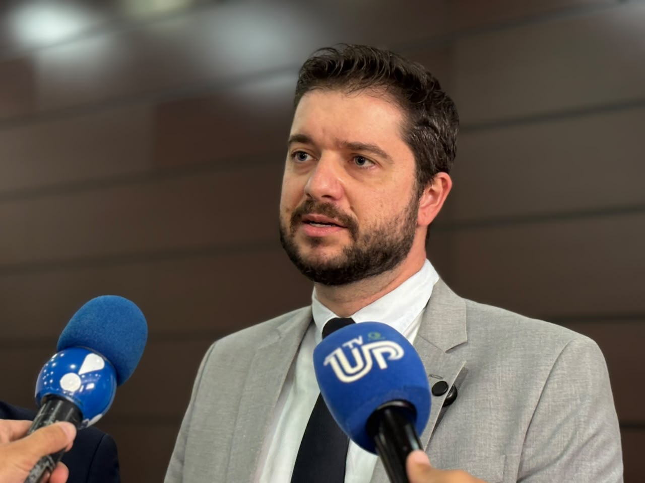Jornal Ilustrado - OAB já registrou mais de 3,6 mil denúncias sobre golpe do falso advogado no Paraná