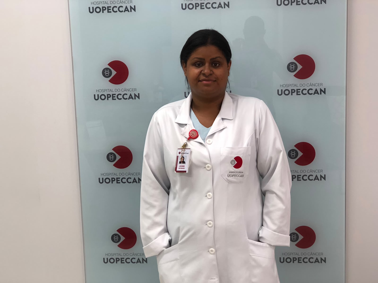 Técnica de enfermagem de Umuarama aguarda transplante de córnea após seis anos em busca do procedimento