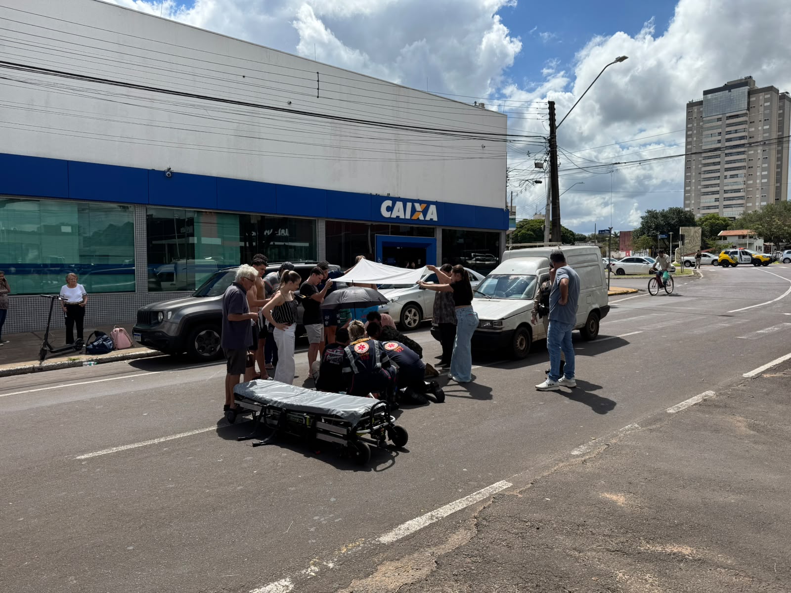 Jornal Ilustrado - Idosa é atropelada por Fiorino enquanto atravessava faixa de pedestres em Umuarama