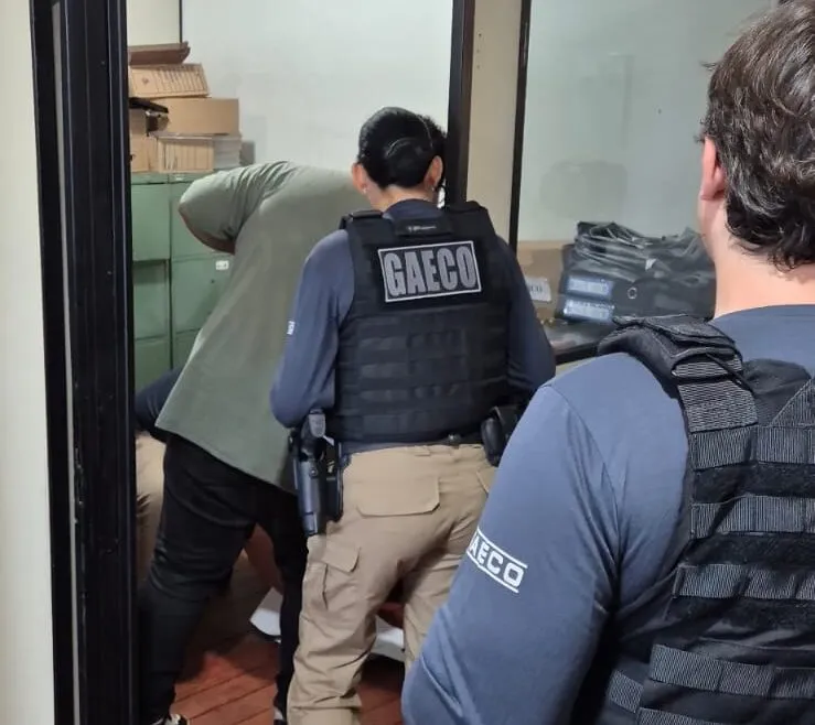 Jornal Ilustrado - Gaeco cumpre mandados contra ex-secretário de Xambrê por suspeita de fraude a licitação